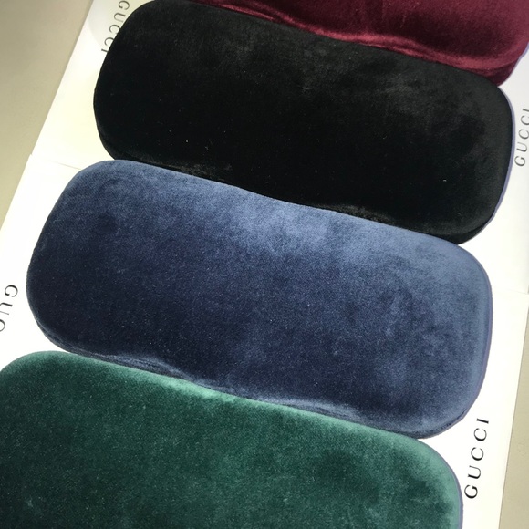 <>  SOLD <>  Gucci Sunglasses - Picture 7 of 8